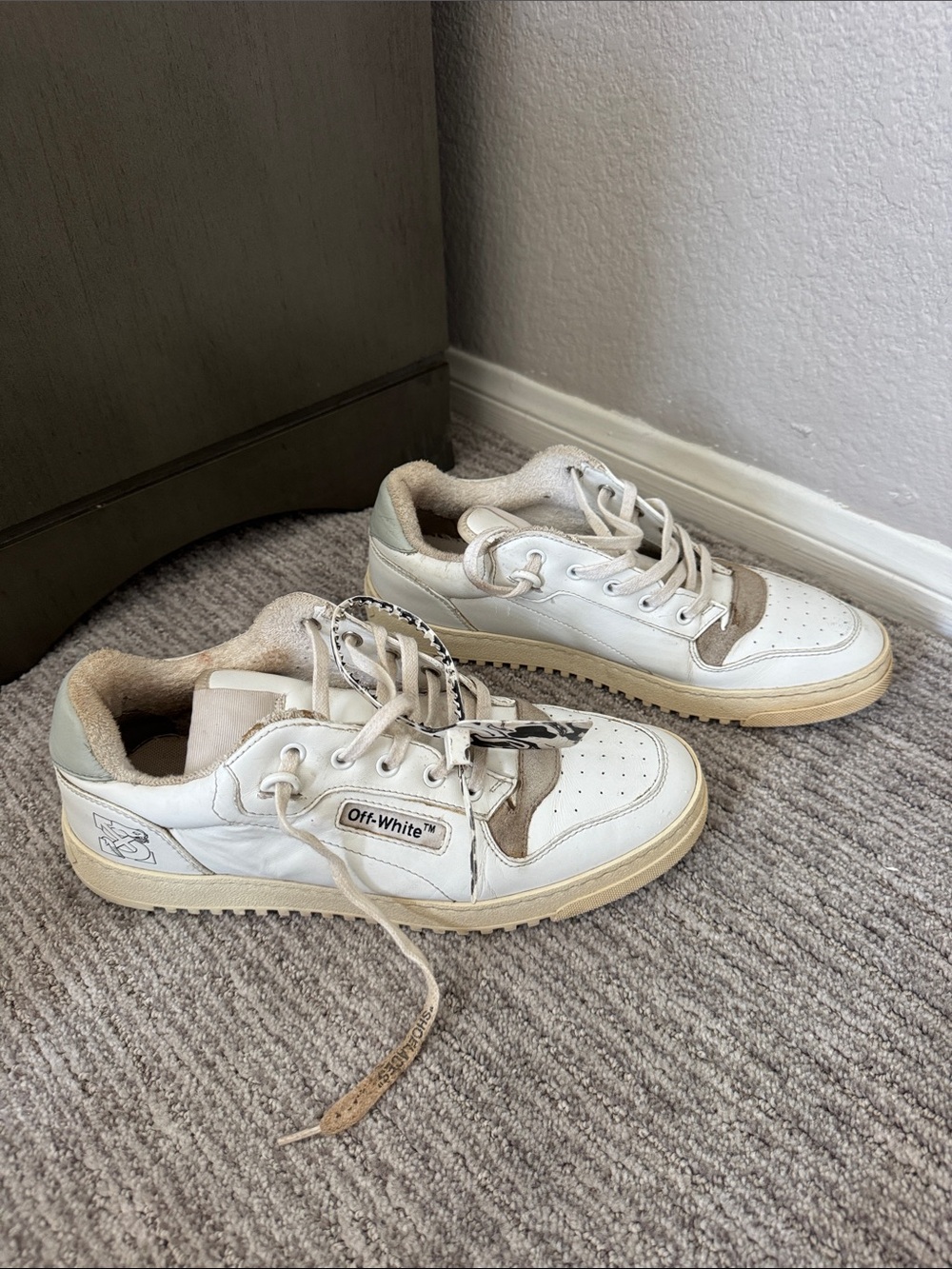 Off-White Low-Top Sneakers with Cream Sole